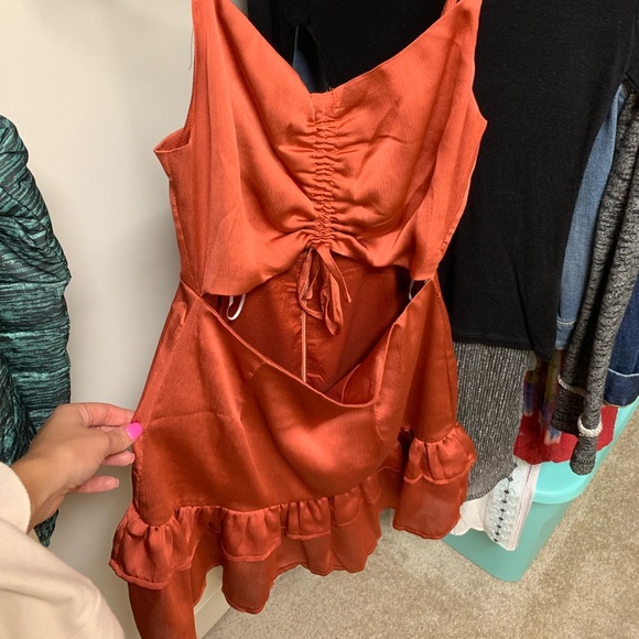 Beginning Boutique Dress - Picture 4 of 5